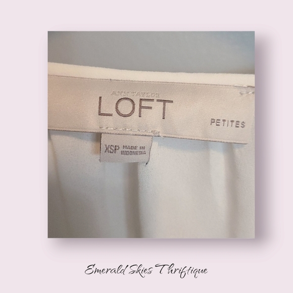 Anne Taylor loft blouse - Picture 2 of 4